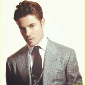 Josh-Henderson-dallas-tv-show-33466694-500-500
