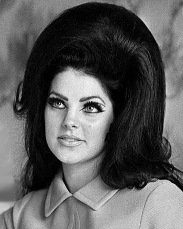 Priscilla Presley 2