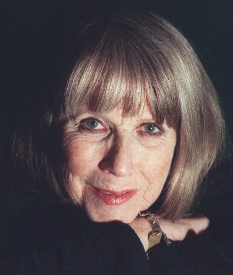 Julie Harris