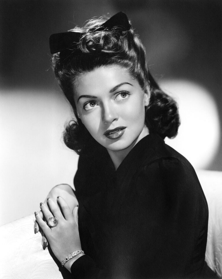 Lana Turner 4