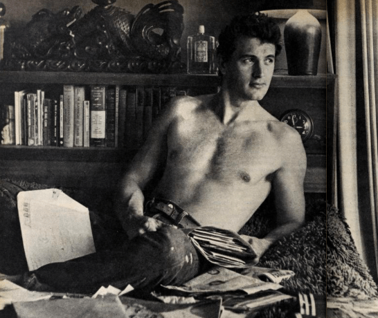 Rock_Hudson_in_Photoplay_1953