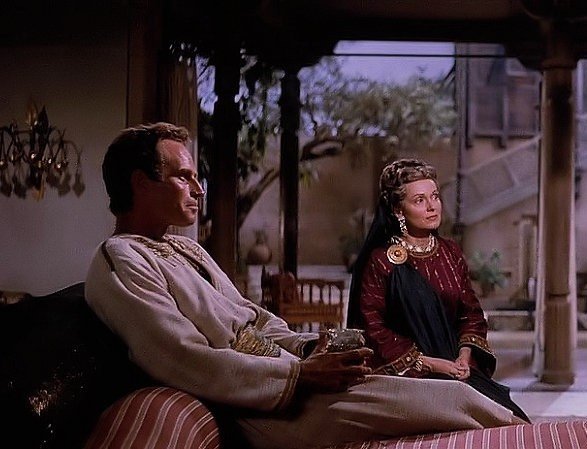 Martha Scott dans Ben-Hur