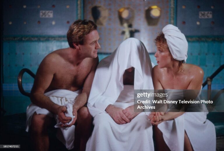 Europe - 1989: (L-R) Christopher Cazenove, Margaret Whitton appearing in the ABC tv series 'A Fine Romance'. (Photo by Craig Blankenhorn /American Broadcasting Companies via Getty Images)