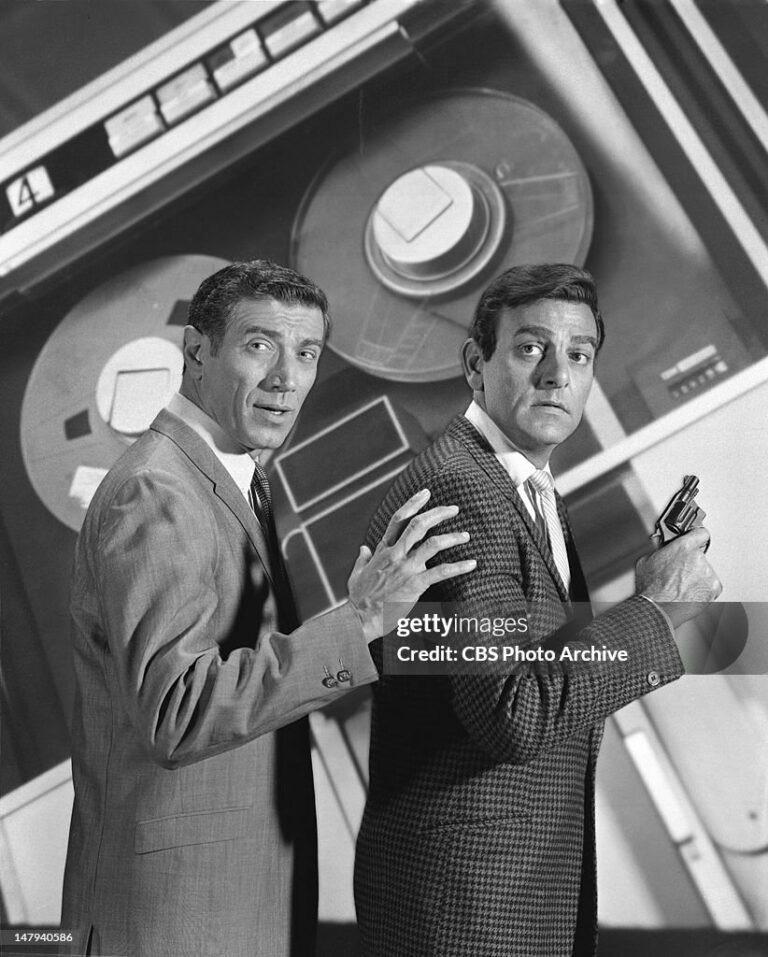 LOS ANGELES - JULY 7: MANNIX Joseph Campanella as Lou Wickersham, right, and Mike Connors as Joe Mannix. Image dated July 7, 1967. (Photo by CBS via Getty Images)