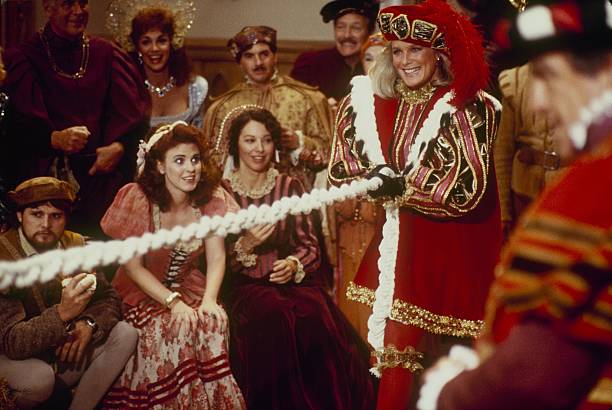DYNASTY - "The Fair" - Airdate December 9, 1987. (Photo by ABC Photo Archives/Disney General Entertainment Content via Getty Images) LINDA EVANS