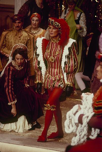 DYNASTY - "The Fair" - Airdate December 9, 1987. (Photo by ABC Photo Archives/Disney General Entertainment Content via Getty Images) LINDA EVANS