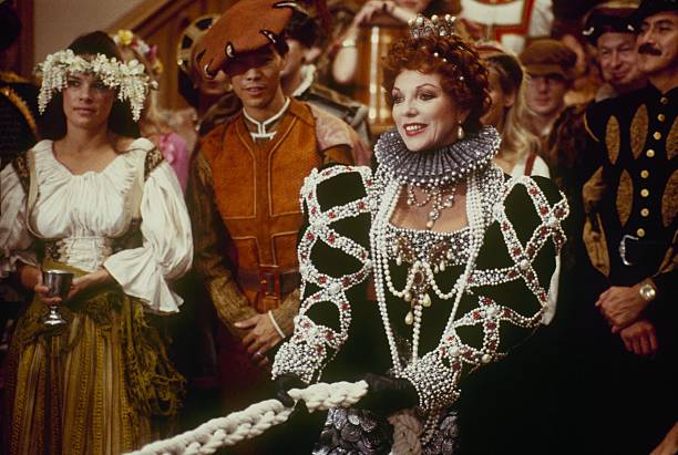 DYNASTY - "The Fair" - Airdate December 9, 1987. (Photo by ABC Photo Archives/Disney General Entertainment Content via Getty Images) JOAN COLLINS