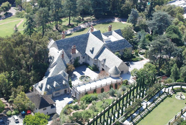 Greystone_Mansion3