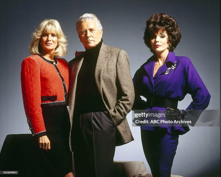 DYNASTY - "The Reunion" - Airdate October 20, 1991. (Photo by ABC Photo Archives/Disney General Entertainment Content via Getty Images) LINDA EVANS;JOHN FORSYTHE;JOAN COLLINS
