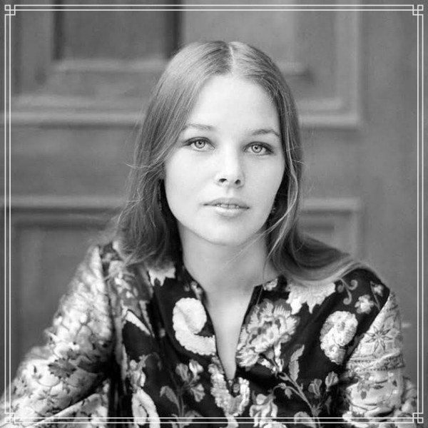 Michelle Phillips 04