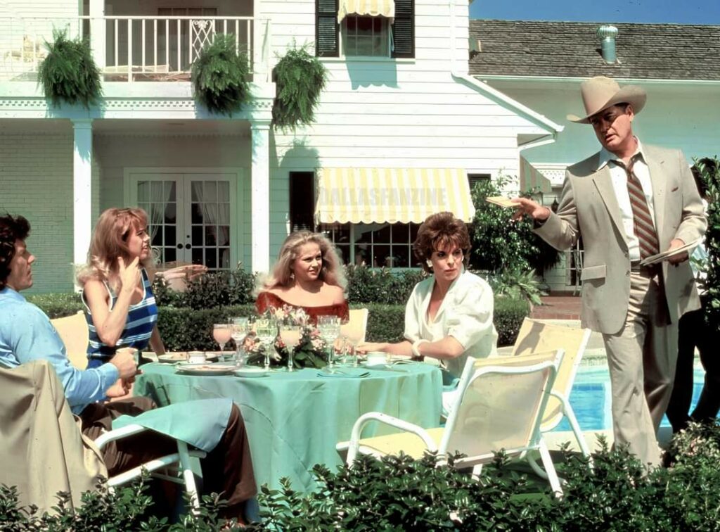 Petit déjeuner à Southfork